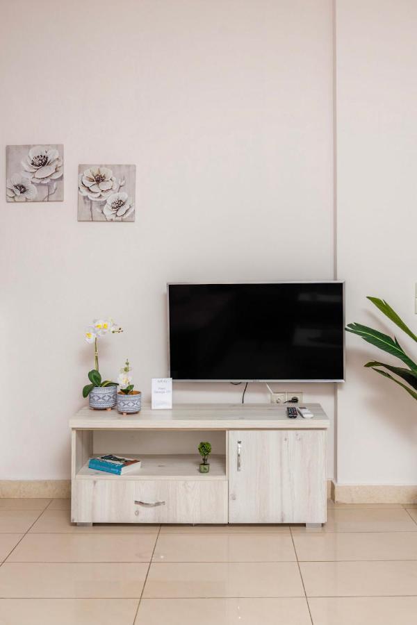 Luxury Town Center Suite Apt A2 Heraklion  ภายนอก รูปภาพ